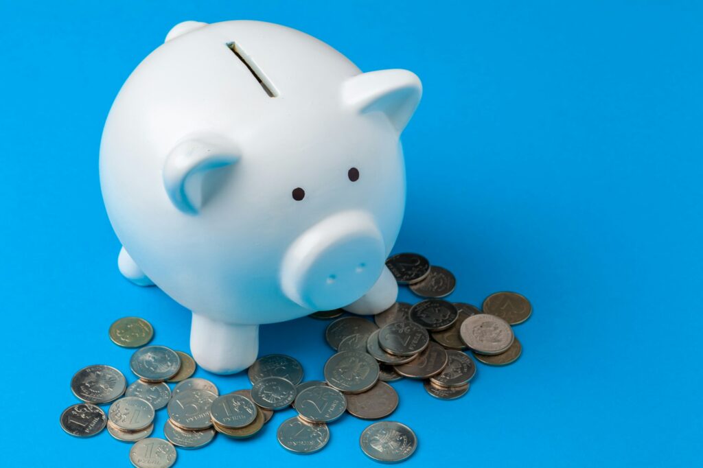piggy bank save coin