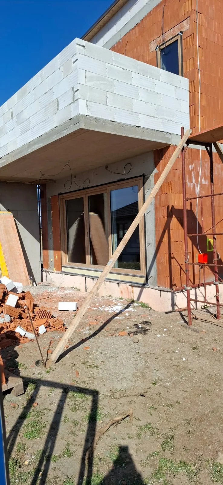 Realizácia — Winbau Premium 84MD